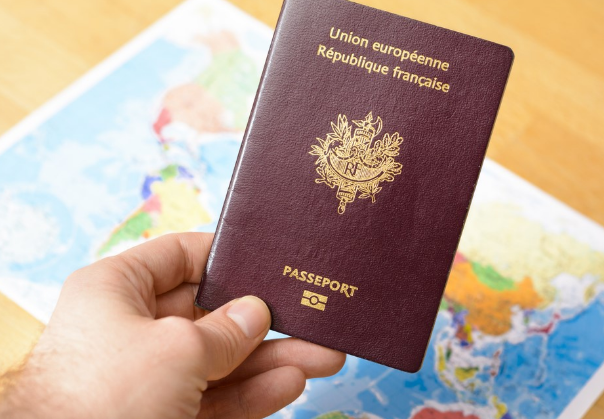 مميزات جواز السفر الفرنسي